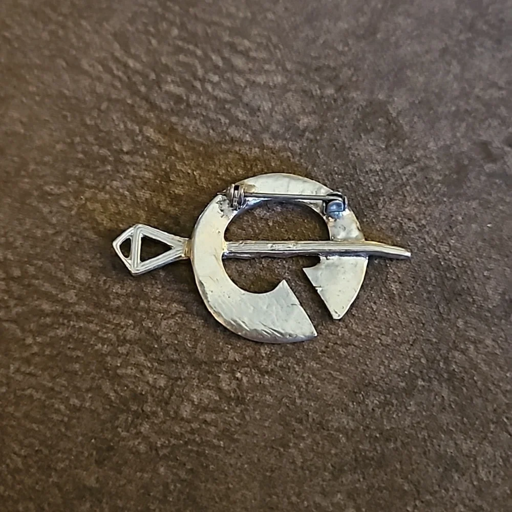 Vintage 1970s Silvertone Celtic Sword and Shield Unisex Brooch Pin